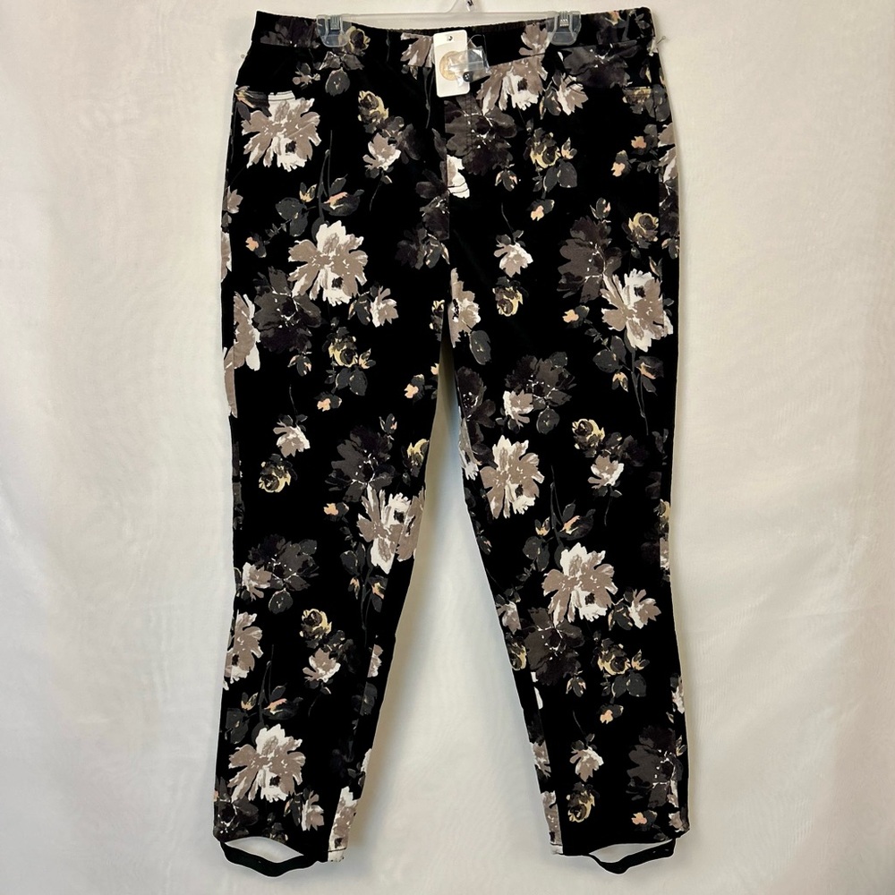 NWT Isaac Mizrahi LIVE! Black floral Velvet Stirrup Pants 18W